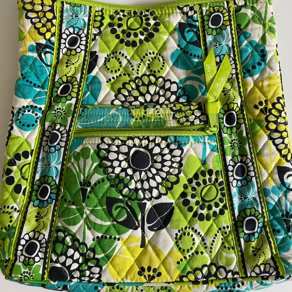Vintage Pattern Vera Bradley Crossbody - Picture 3 of 8